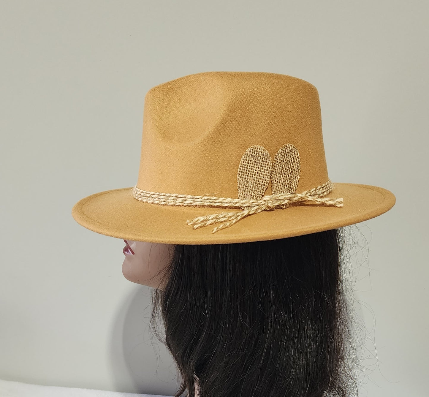 SOLID TAN EXCLUSIVE FEDORA