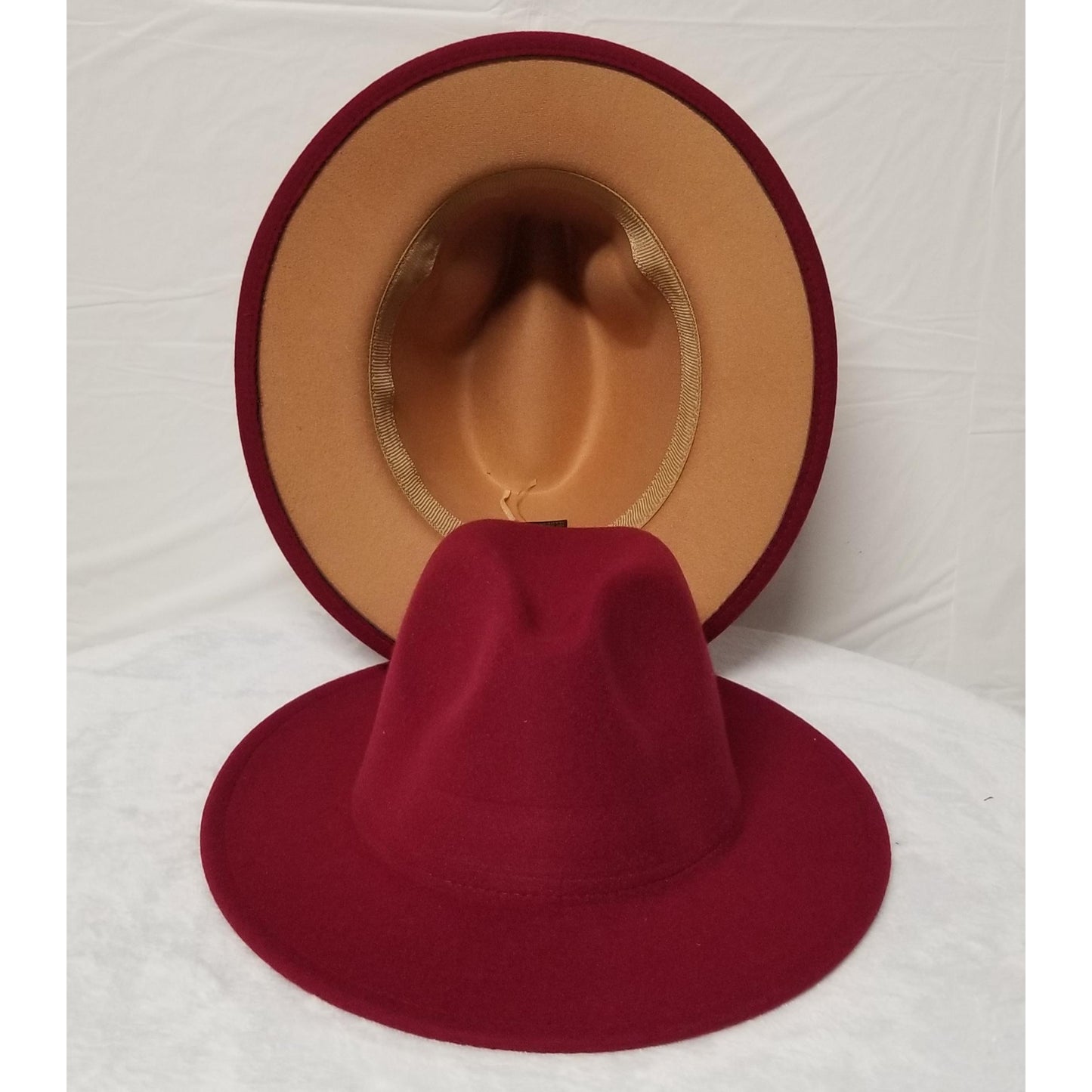 BURGUNDY TAN BOTTOM FEDORA